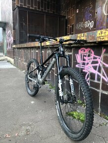 Mondraker foxy 2022 vel. L - 4