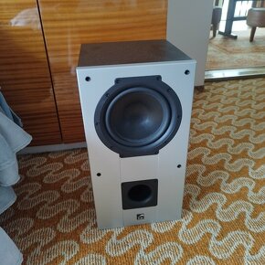 Elac Bass 130 active - 4