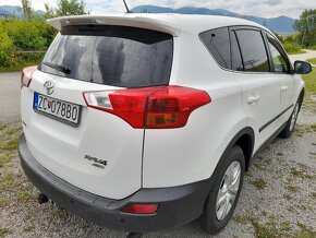 Toyota RAV4 - 4