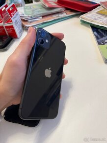 iPhone 11 čierna, 64 gb - plne funkčný + 4x 3D sklo - 4