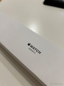 Apple Watch series 3 42mm - 4