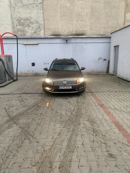 Volkswagen Passat 2.0 TDI DSG - 4