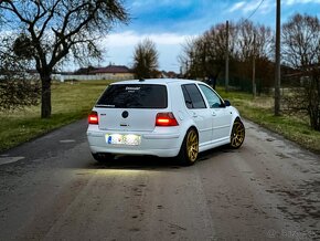 VW Golf IV (4) - 4