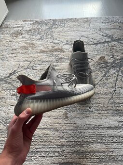 Predám yeezy 350 - 4