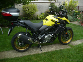 Suzuki DL 650 Vstrom - 4