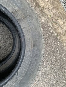 265/60R18 - 4