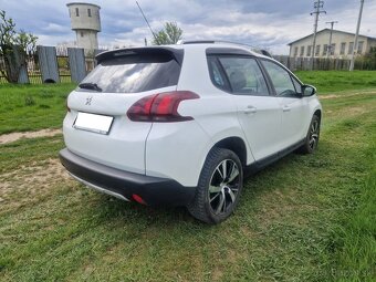 Peugeot 2008 1.6 BlueHDi 100 Allure - 4