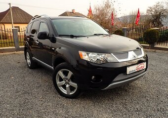 MITSUBISHI OUTLANDER 2.2 DI-D 7MIEST-KAMERA-NAVI-ŤAŽNE - 4