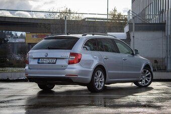 Škoda Superb Combi 2.0 TDI CR 170k Ambition 4x4 DSG - 4