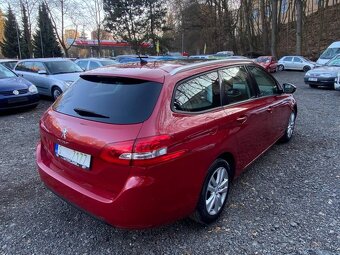 Peugeot 308 Combi 1.2 96kW automat panorama 2015 110tkm - 4