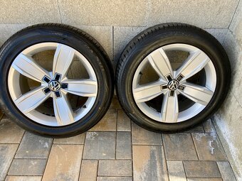 Predám letnú sadu org VW ISTANBUL 5x112 R17 215/55 R17 - 4