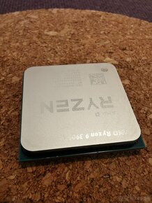 AMD Ryzen 9 3900X - 4