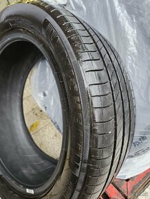 235/50 R19 letne ako nove - 4