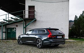 Volvo V90 D5 2.0L R-Design 4x4 - 4