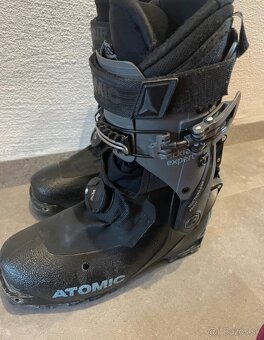 Atomic damske skialpove lyziarky s boa  MP 24 -24,5 - 4