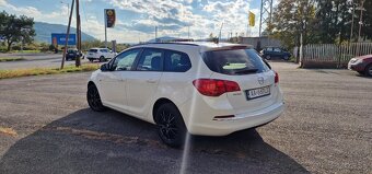 Opel Astra ST 1.6 CDTI 110k Enjoy - 4