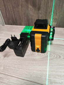 Pozičný laser 3 x 360 Green Line s USB C,IP54 vodotesný - 4