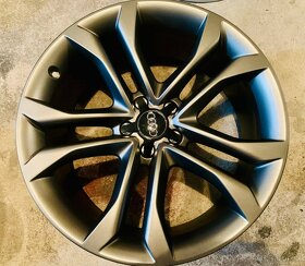 AUDI R20 A8 4H SPEEDLINE 9Jx20 ET37  5x112 - 4