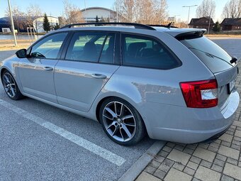 Škoda Octavia RS kombi DSG - 4