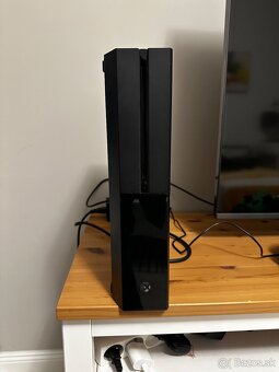 Xbox ONE black 1TB - 4