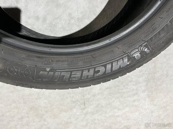 Gumy 255/45 R20 - 4