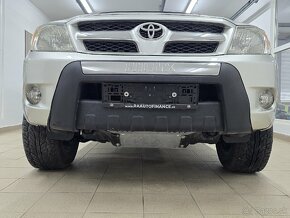 TOYOTA HILUX 3.0 - 4