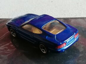 MODELY AUT 1:64 MATCHBOX - 4