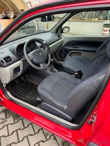 Renault clio 1.2 benzín - 4