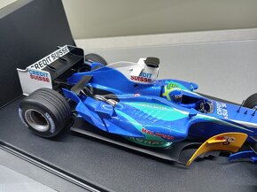 F1 SAUBER PETRONAS C24 2005 FELIPE MASSA MINICHAMPS 1:18 - 4