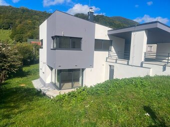 Na predaj luxusná 5-izb. novostavba, Horný Vadičov, 1082m2 - 4