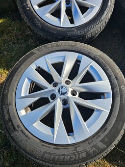 R17, 5x112 OCTAVIA + letné gumy Michelin/Bridgestone - 4