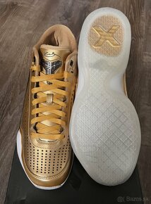 NIKE KOBE X EXT MID GOLD - 4