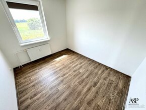 ZNÍŽENÁ CENA NA PREDAJ 4.IZB. BYT S BALKÓNOM, 84M2, UL., ŠKO - 4