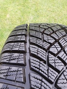 215/60 r16 zimné pneu.8 mm - 4