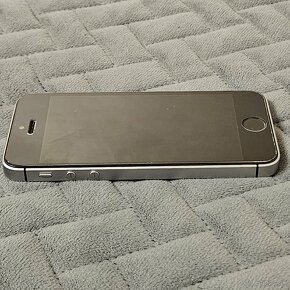 iPhone SE 2016 32GB - 4