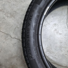 Zimné pneumatiky 225/45 R18 CONTINENTAL RSC DOT4919 - 4