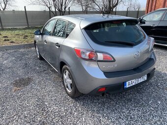 Mazda 3 - 4