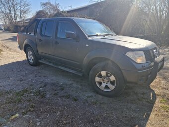 Nissan Navara D40 2.5D 128kW automat - 4