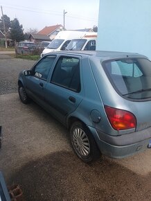 Ford Fiesta 1.25 benzín - 4