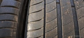 Predám 4ks jazdené letné 235/45r17-94W Michelin - 4