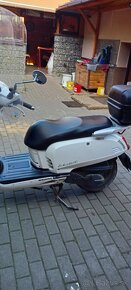 Predám skúter KYMCO LIKE 125 - 4