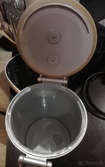 Kávovar DeLonghi + vákuovačka + krabica - 4