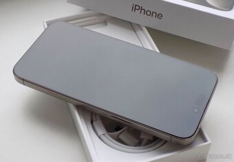 IPhone 15 Pro 256GB Přírodní Titan - 4