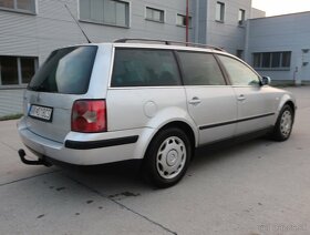 VW Passat Variant 1,9 TDI 96kW Highline, 6-rýchlostný, ťažné - 4