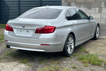 NA DIELY F10 530xDrive 190kw 2012 - 4