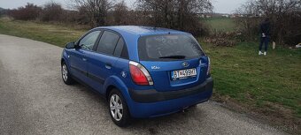 Kia Rio 1,4 - 4