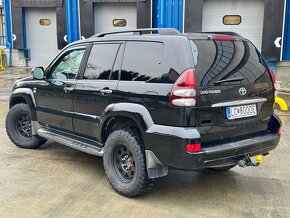 Toyota Land Cruiser 3.0D D-4D 127kw A/T Top stav - 4