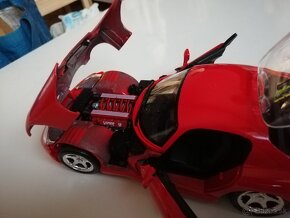 1:18 predam    DODGE  Viper - 4