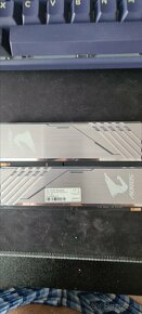 GIGABYTE AORUS RGB DDR4 With Demo Kit - 4