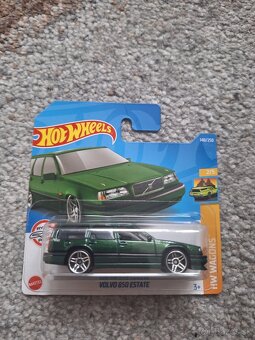 Hot wheels mix autíčok 3. - 4